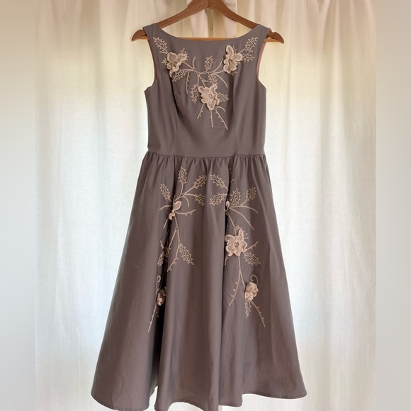 Tatyana Dresses & Skirts - Tatyana Sleeveless, Gray, White Floral Embroidery Crystal Swing Dress